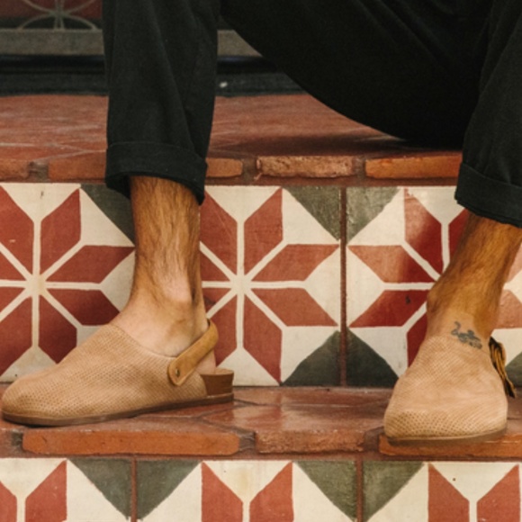 reef cushion sage mens